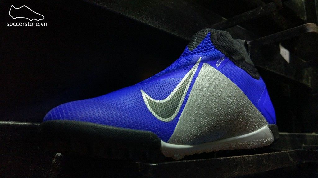 nike phantom vsn surge pro